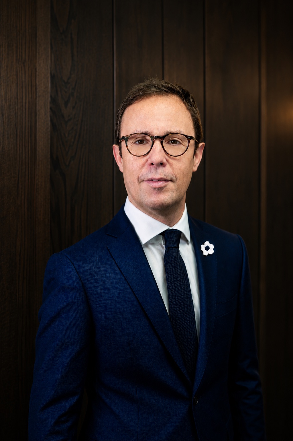 Porträt von Jörg Offenhausen, Fachanwalt für Handels- und Gesellschaftsrecht bei corelaw in Hannover